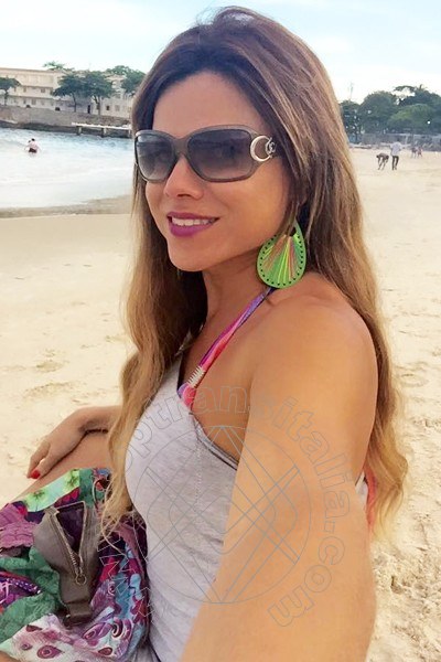 Foto selfie 111 di Hilda Brasil Pornostar transex Beausoleil