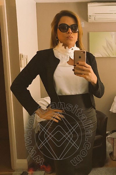 Foto selfie 16 di Hilda Brasil Pornostar transex Cannes
