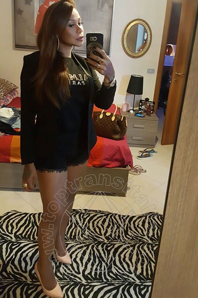 Foto selfie 200 di Alessandra Toledo Pornostar transex Rimini