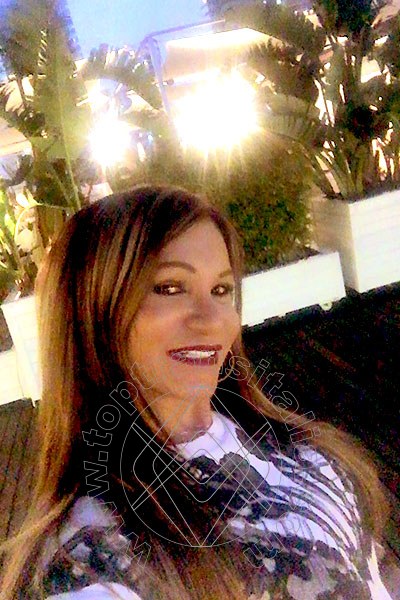 Foto selfie 1220 di Pamy La Diva Stellare transex Losanna