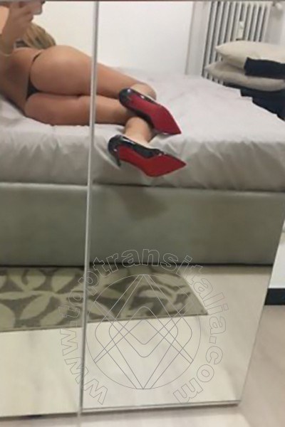 Foto selfie 1329 di Pamy La Diva Stellare transex Losanna