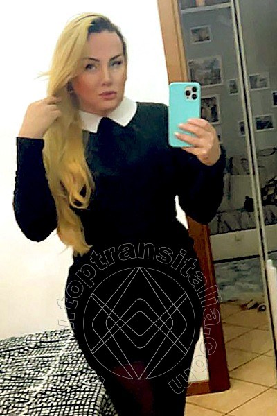 Foto selfie 50 di Marcelly transex Friburgo
