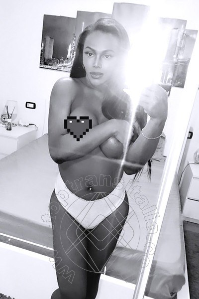 Foto selfie 10 di Ivy Müller transex Bergamo