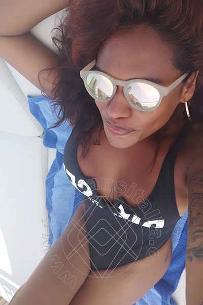 Foto selfie 25 di Jasmine Dior transex Catania