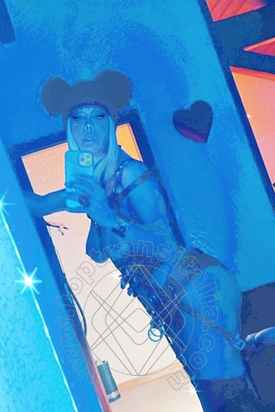 Foto selfie 6 di Maria Eduarda Venturini transex Losanna