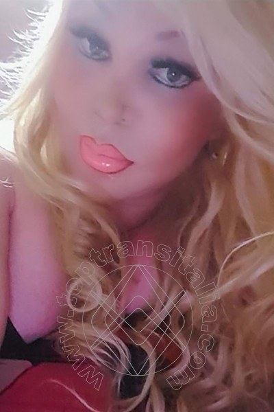 Foto selfie 54 di Roxanne transex Crotone