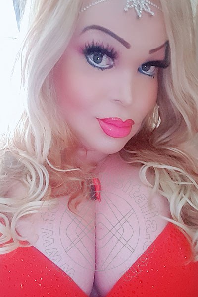 Foto selfie 46 di Roxanne transex Crotone