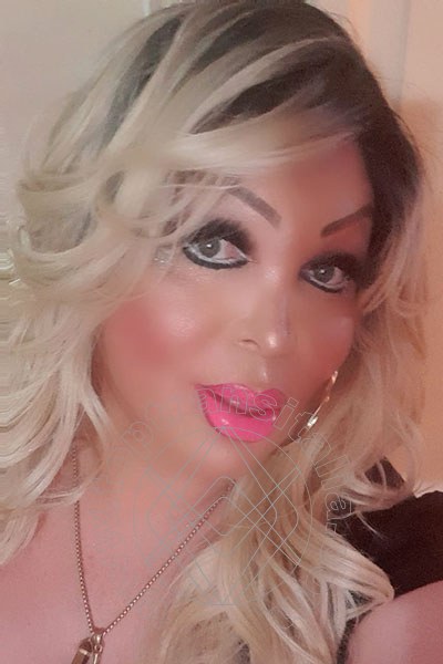Foto selfie 45 di Roxanne transex Crotone