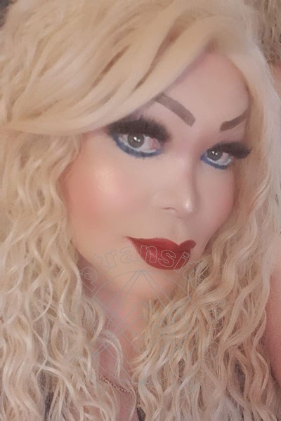 Foto selfie 42 di Roxanne transex Crotone