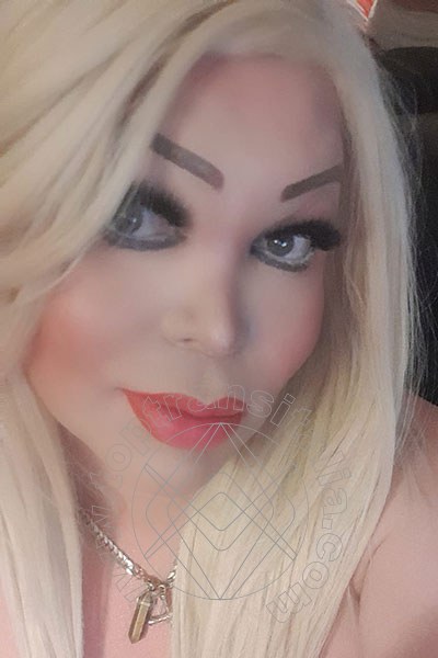 Foto selfie 39 di Roxanne transex Crotone
