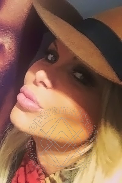 Foto selfie 37 di Maria Eduarda Venturini transex Losanna