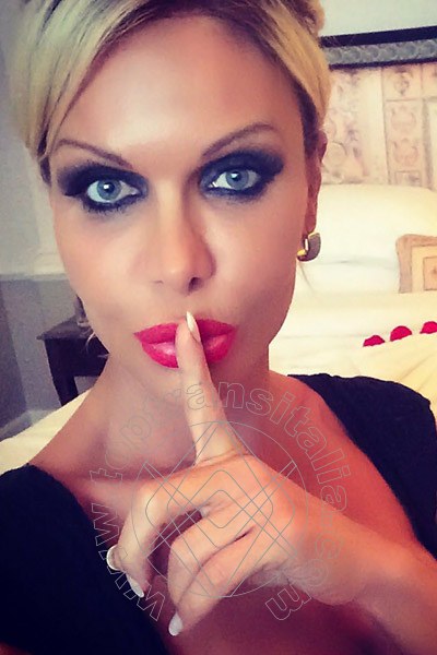 Foto selfie 16 di Maria Eduarda Venturini transex Losanna