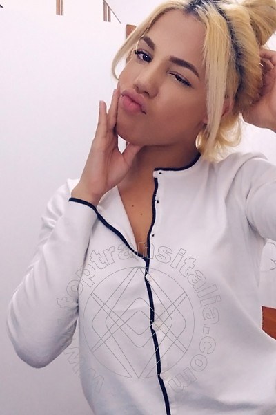 Foto selfie 22 di Sofia Rabello transex Milano