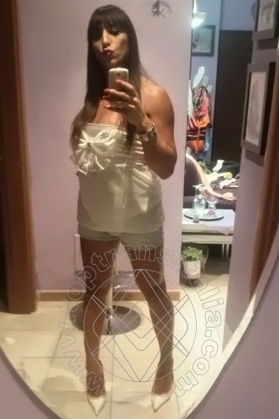 Foto selfie 19 di Alessandra Dior transex Isernia