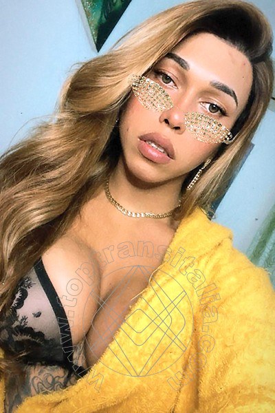 Foto selfie 38 di Ninfetta Geovanna transex Napoli