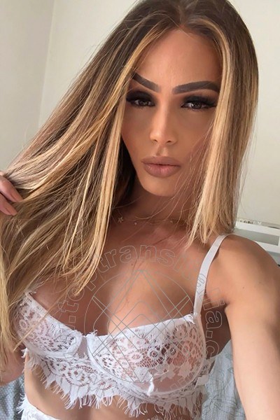 Foto selfie 60 di Fernanda Ambrosio transex Bologna
