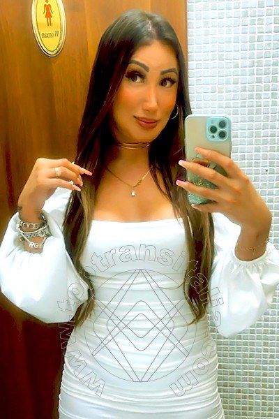 Foto selfie 8 di Raphaela Martins Pornostar transex Albisola Superiore