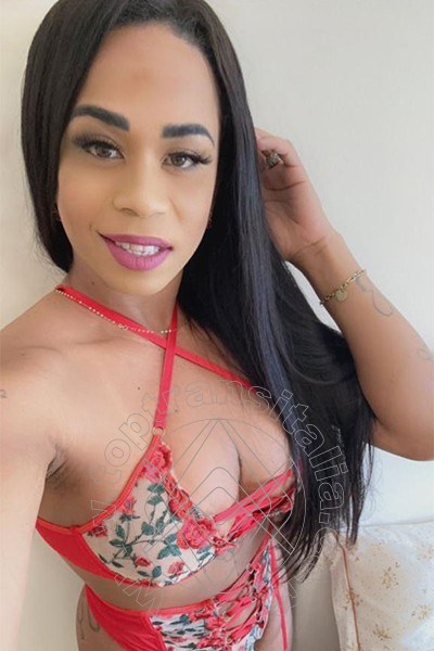 Foto selfie 3 di Bruna Cicarelly transex Londra