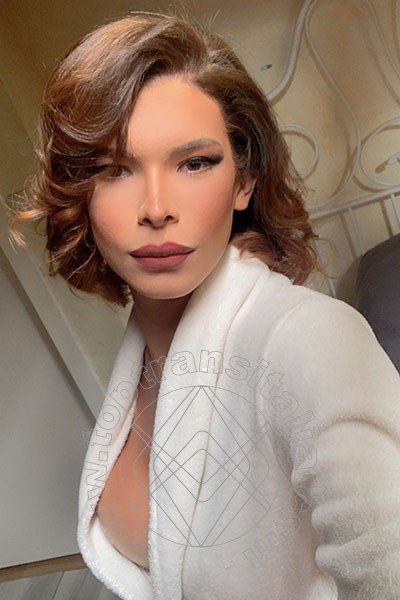 Foto selfie 22 di Tasha Bolzani transex Bari