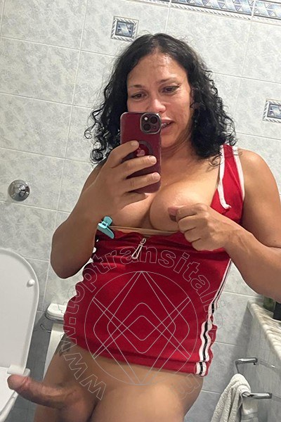 Foto selfie hot 12 di Stefany Costa transex Teramo