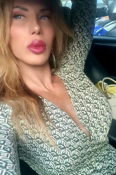 Foto selfie 32 di Pamela L' Italiana Piu' Calda transex Firenze
