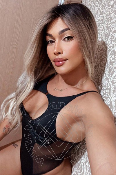 Foto selfie 40 di Iris Bionda transex Pavia