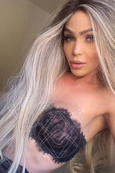 Foto selfie 54 di Fernanda Ambrosio transex Bologna