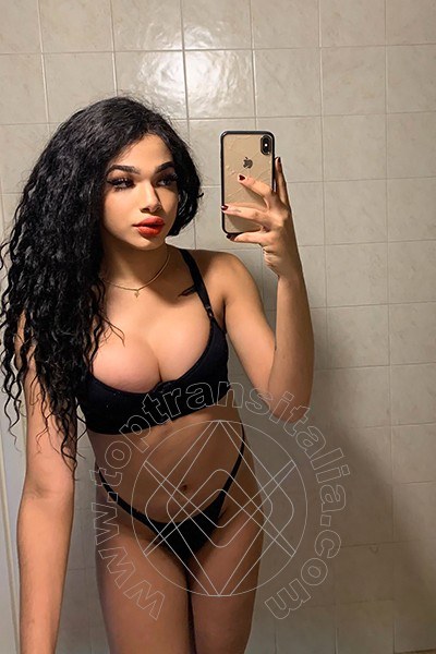 Foto selfie 45 di Miele transex Legnano