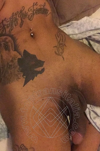 Foto selfie hot 8 di Sabry transex Recife