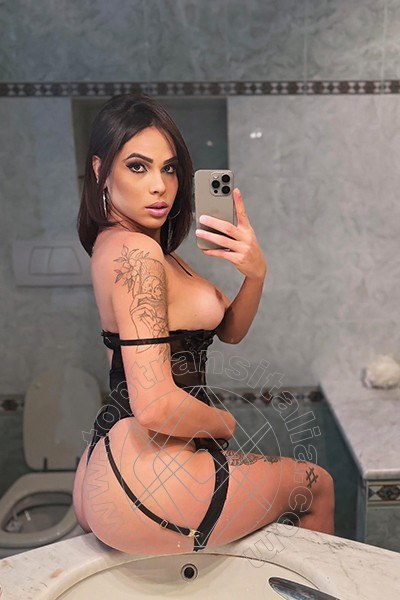 Foto selfie 2 di Nick Miller transex Rimini