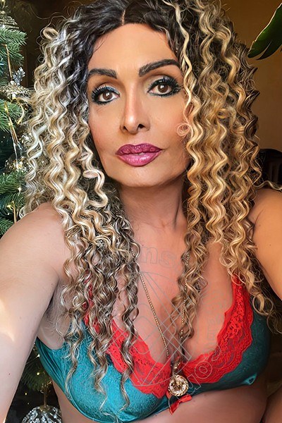 Foto selfie 2 di Nadia Grey transex Potenza