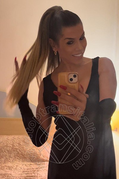 Foto selfie 5 di Chloe' Diamond Mazzini Pornostar transex Roseto Degli Abruzzi