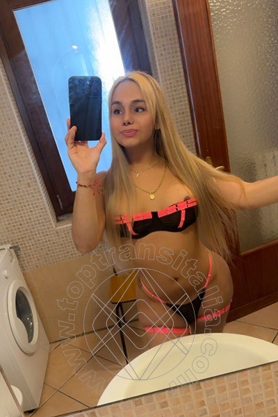 Foto selfie 12 di Laura Benedetti transex Rimini