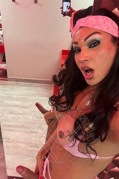 Foto selfie hot 3 di Jhoany Wilker Pornostar transex Napoli
