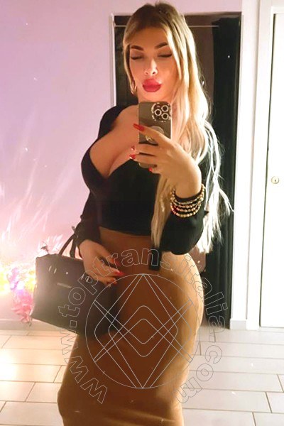 Foto selfie 12 di Biondina Napoletana transex Perugia