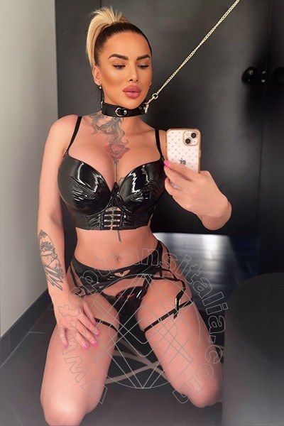Foto selfie 32 di Rebecca Hot transex Roma
