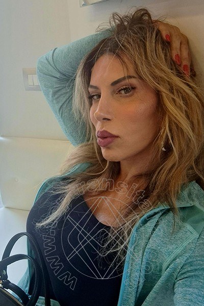 Foto selfie di Pamela L' Italiana Piu' Calda transex Firenze