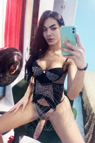 Foto selfie hot 12 di Kelly Melo Pornostar transex Bari