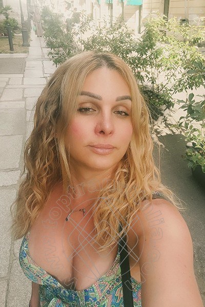Foto selfie di Karina Motta transex Alessandria