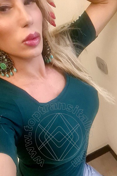 Foto selfie 17 di Pamela L' Italiana Piu' Calda transex Firenze