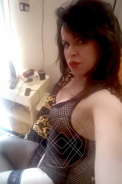 Foto selfie 21 di Raffaella Bastos transex Ceres