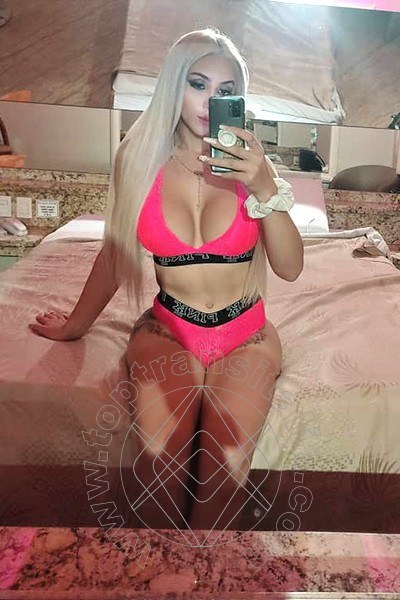 Foto selfie 2 di Ivanna Dubois transex Firenze