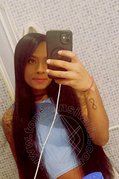 Foto selfie 46 di Samantha Bambolina transex Roma