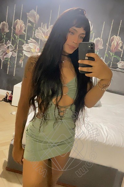 Foto selfie 44 di Samantha Bambolina transex Roma