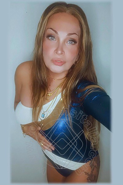 Foto selfie 21 di Dayane Callegare Pornostar transex Albissola Marina