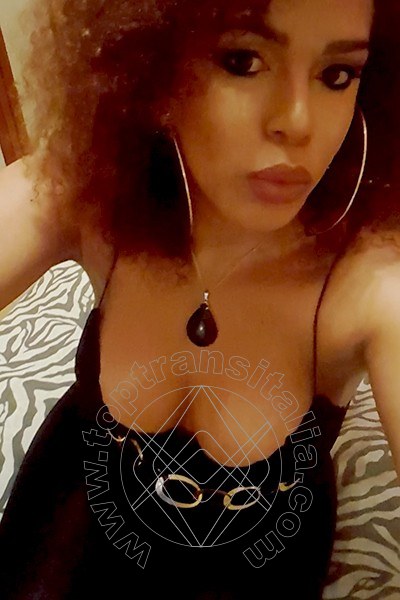 Foto selfie 2 di Sandra Ravach transex Reggio Emilia