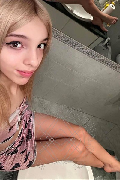 Foto selfie di Princess Sharon Italiana transex Genova