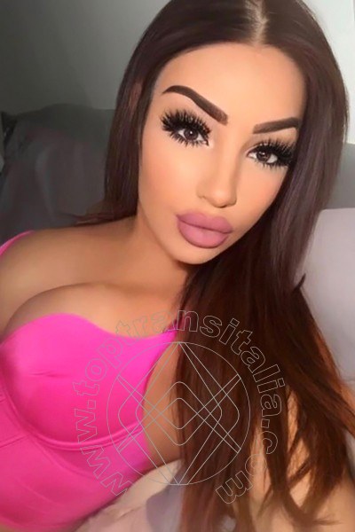 Foto selfie 11 di Ludovica Romana transex Potenza