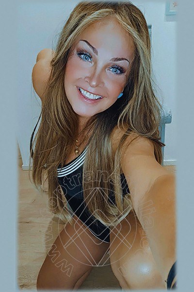 Foto selfie 11 di Dayane Callegare Pornostar transex Albissola Marina