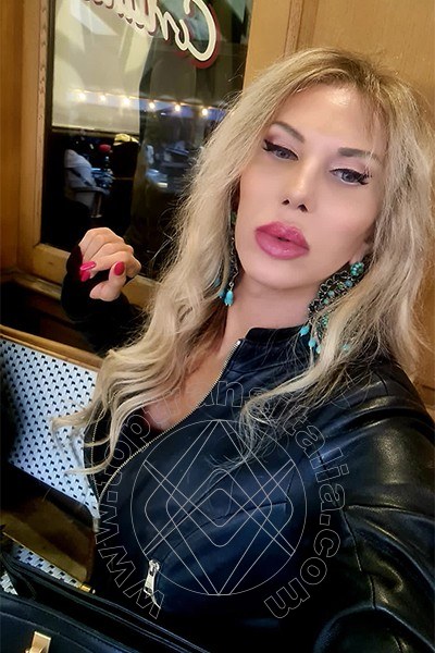 Foto selfie di Pamela L' Italiana Piu' Calda transex Firenze